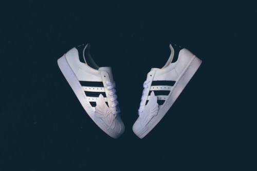 Adidas_JS_Superstar_Wings_S77814_WhiteB-BLKWHI_Sneaker_Politics-5621_grande