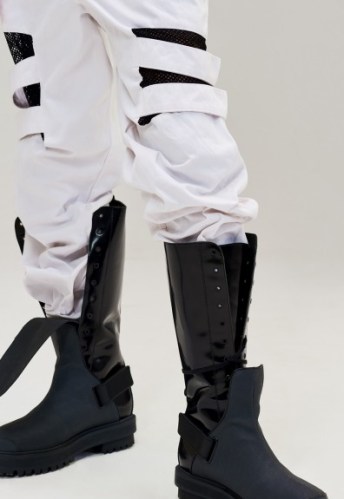 darkdron-ss16-11-396x575