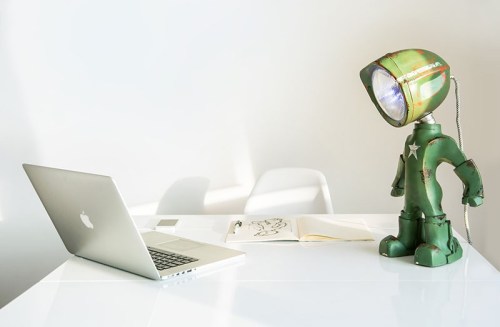 lampster_111115_01-800x524