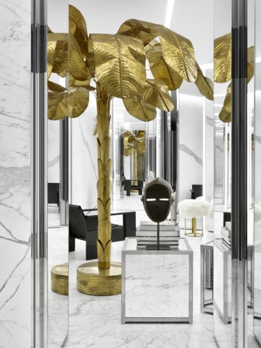 saint-laurent-largest-flagship-store-tokyo-03-900x1200